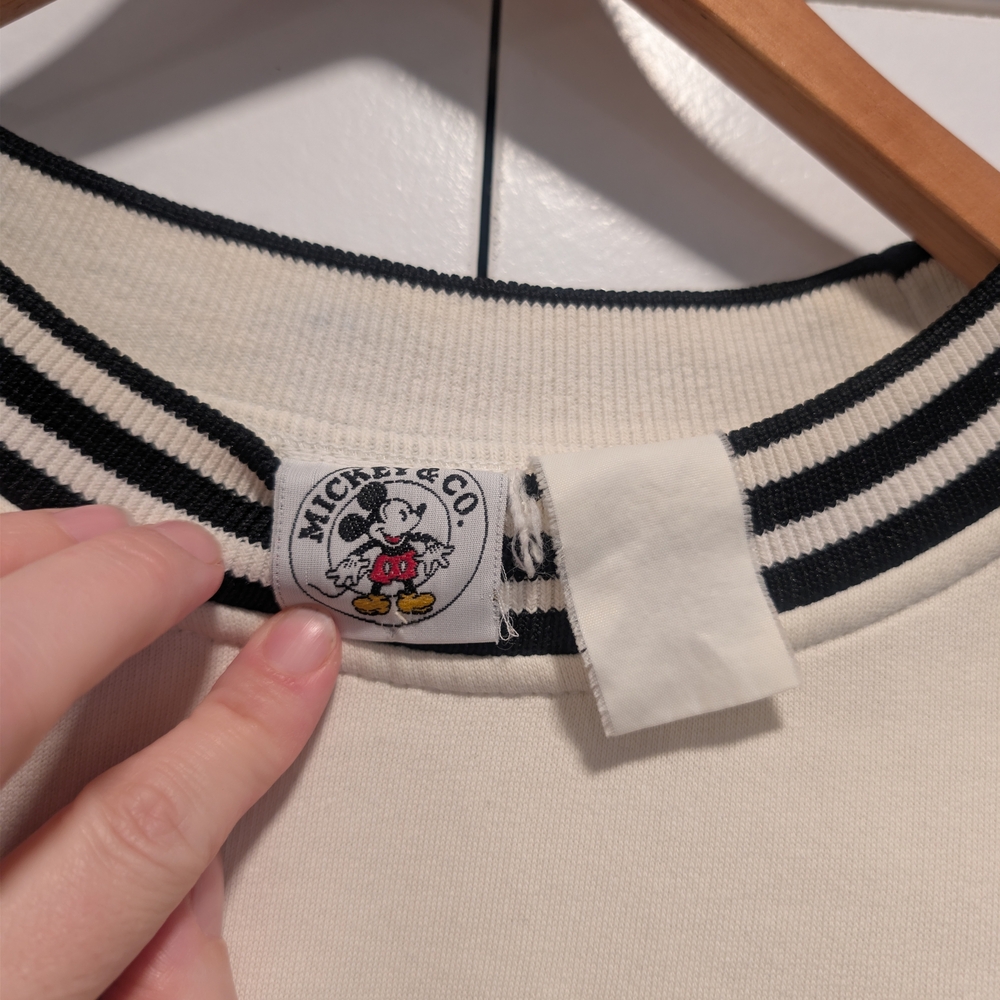 VINTAGE 90s Mickey & Co Cream Pullover Oversized Boxy Varsity Sweatshirt - Picture 4 of 10